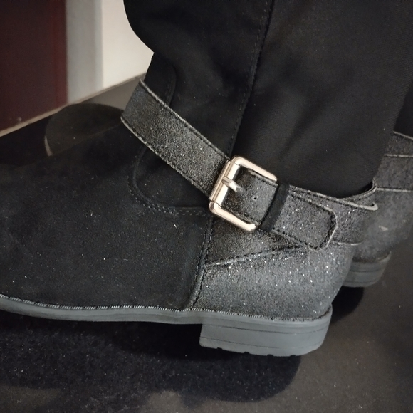 GIRLS BOOTS - Picture 4 of 6